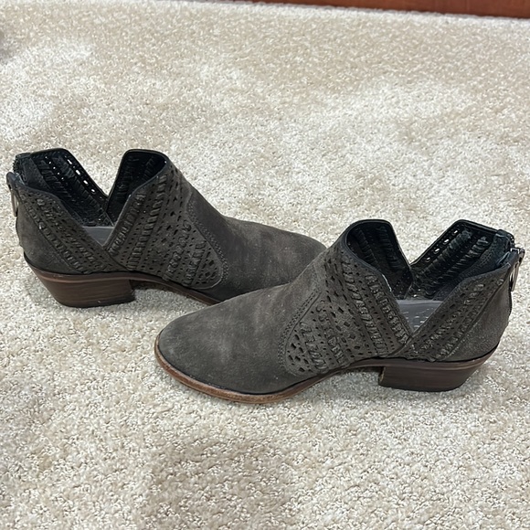 Vince Camuto Taupe Suede Booties Size 5 - Picture 4 of 7